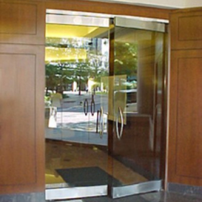 storefront install new york city