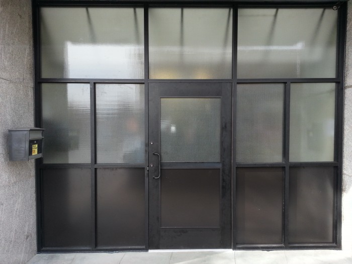 storefront install new york city