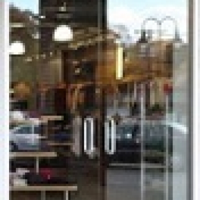 wide style medium style storefront installation Manhattan